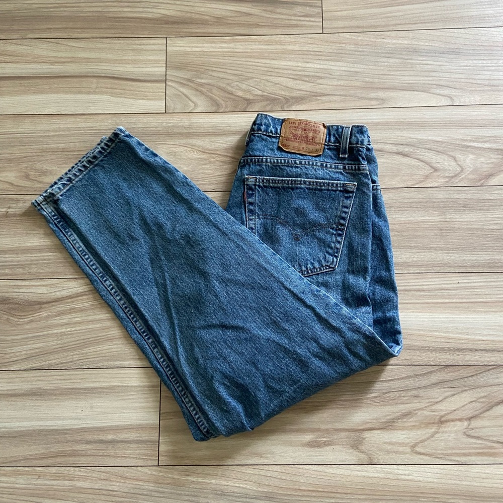 Vintage Levi 550 Jeans, made in USA, fits 36x30 (size 38x32)